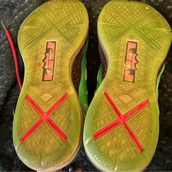 Nike Lebron X Dead Stock - Picture 3 of 5